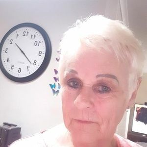 Meet your Posher, Sandra